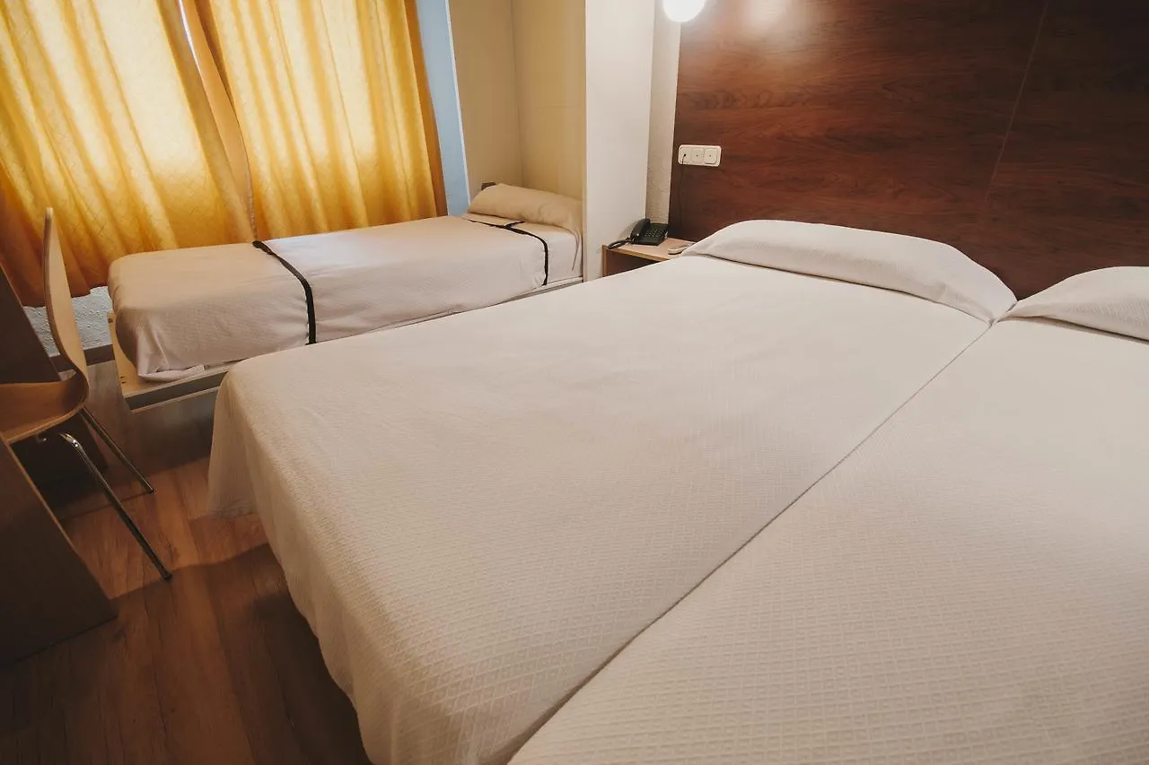 Hotel Embajador アルメリア