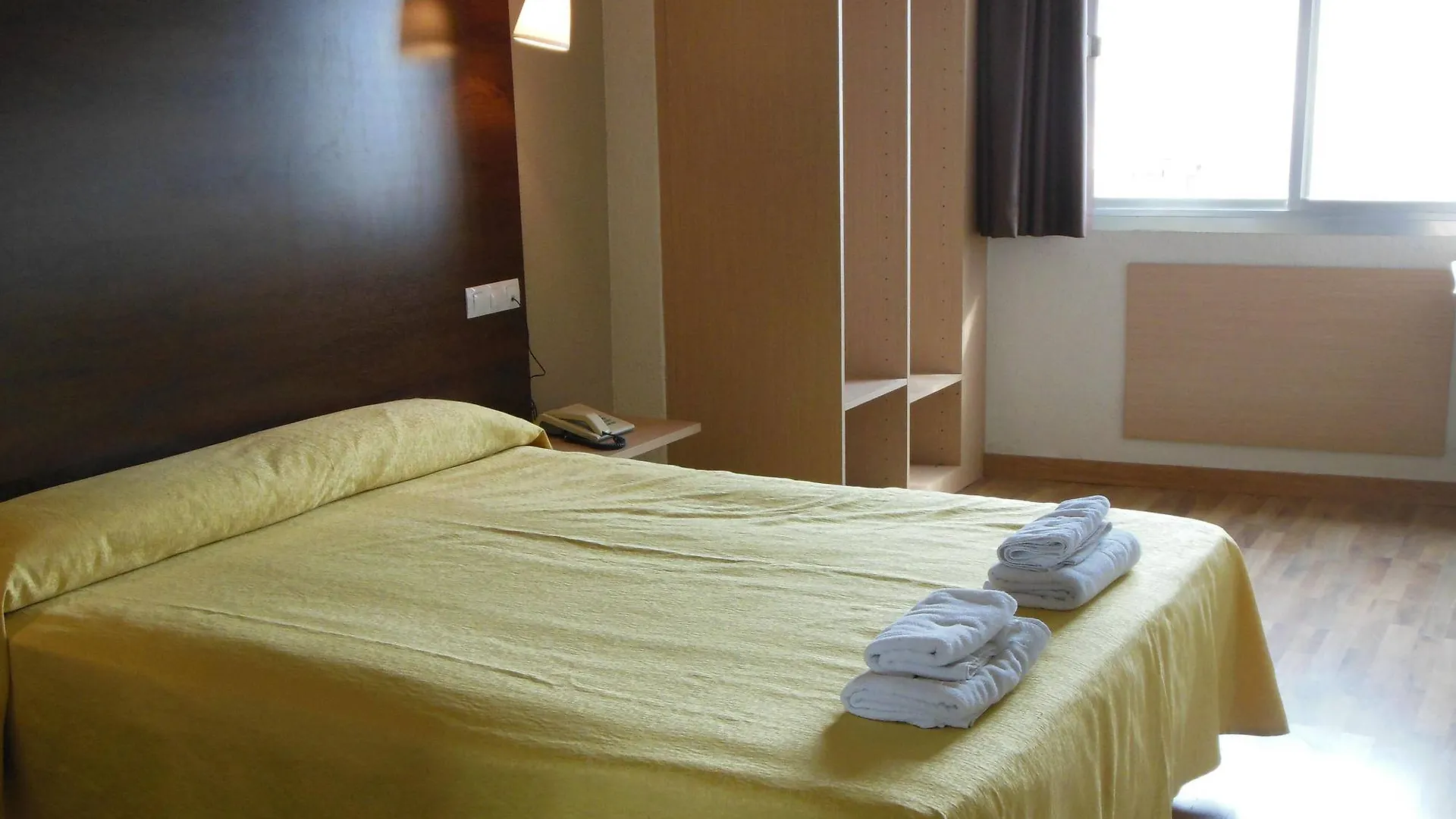 Hotel Embajador アルメリア